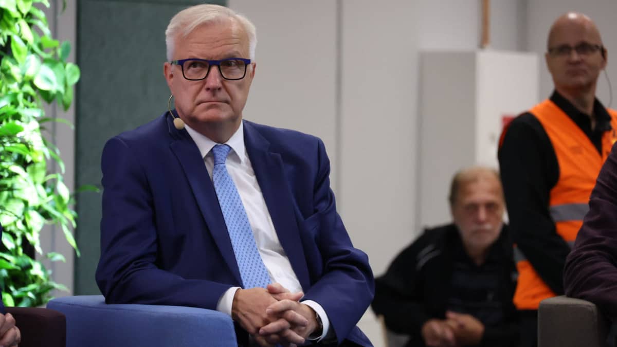 Olli Rehn osallistuu vaalitenttiin Kouvolassa.