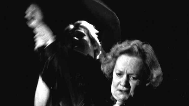 Eila Roine ja Turkka Mastomäki Jouko Turkan näytelmässä Rakkaita pettymyksiä rakkaudessa, jota esitettiin Tampereen työväen teatterissa.