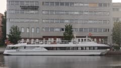 Kantosiipialus Rosetta Kuopion Matkustajasatamassa kesäkuussa 2022.