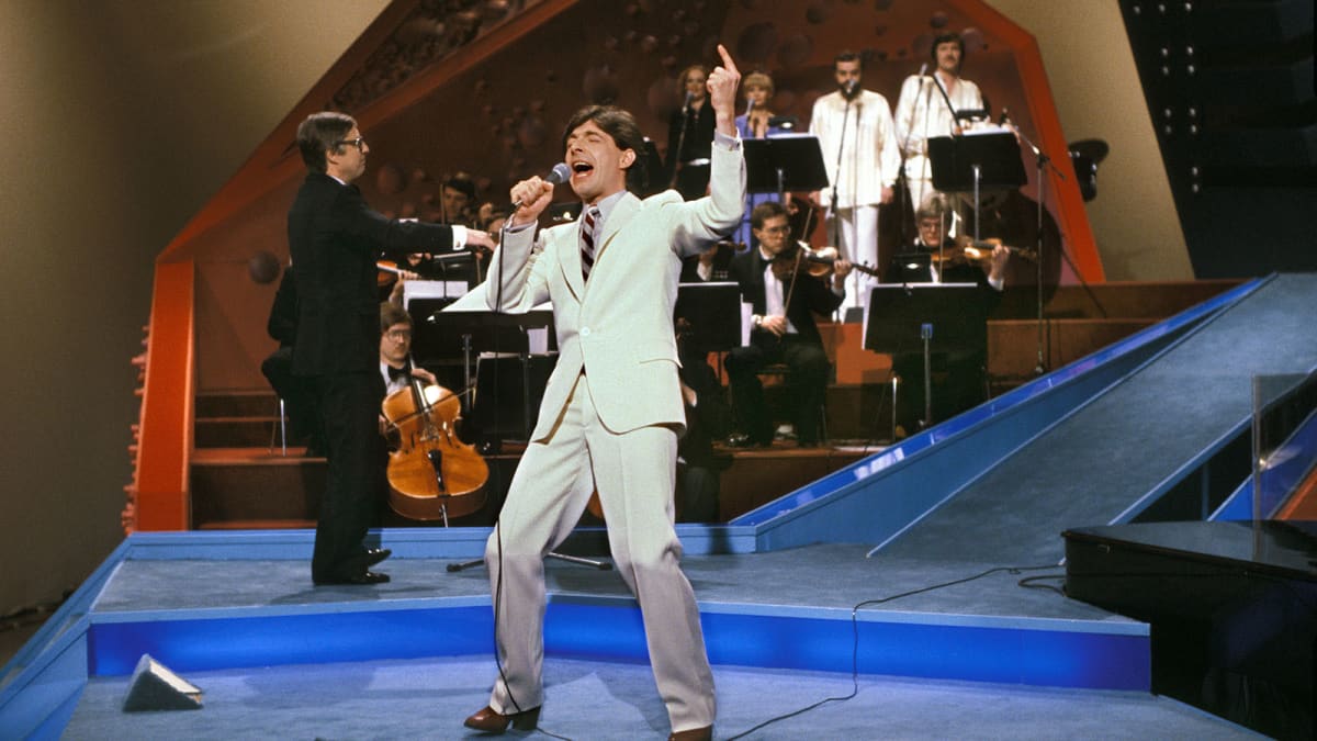 Kirka laulaa vuoden 1980 euroviisukarsinnoissa.