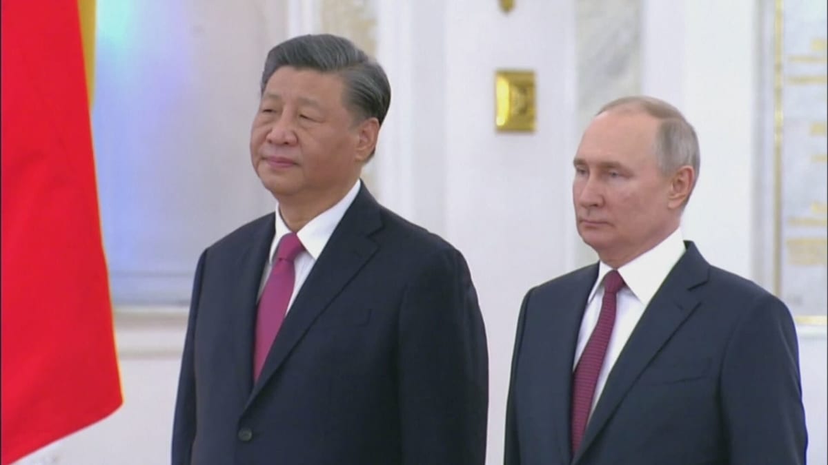 Kiinan presidentti Xi Jinping ja Venäjän presidentti Vladimir Putin Kremlissä 21.3.2023.