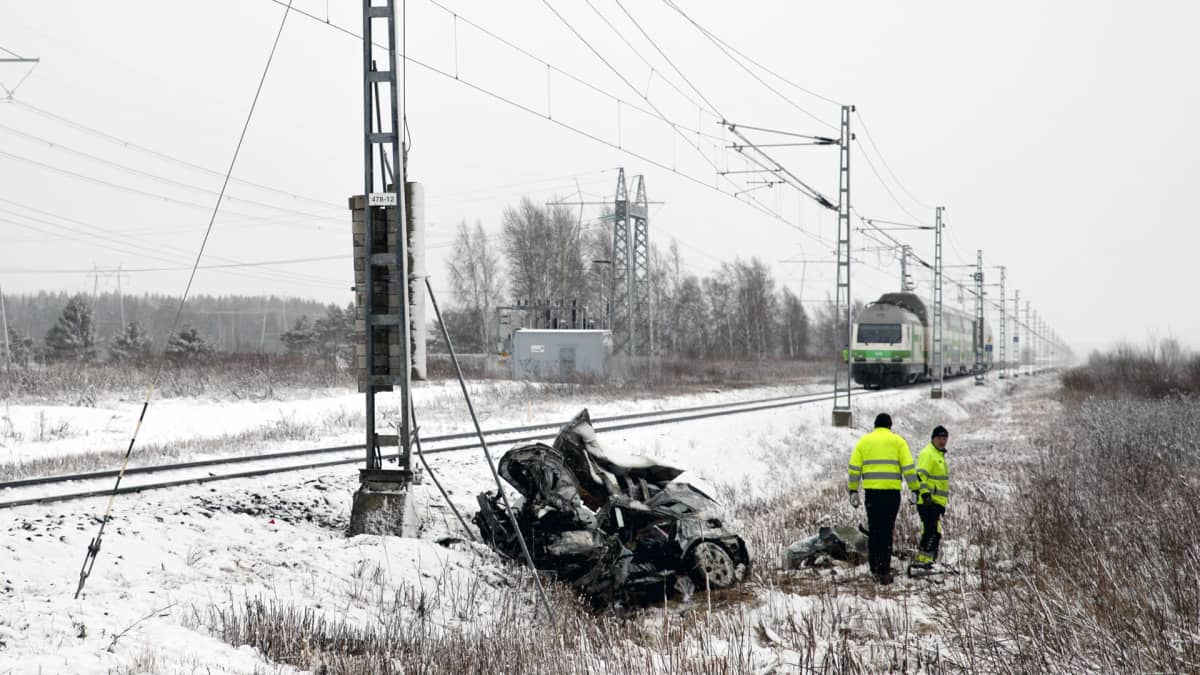 Junaonnettomuus Mustasaaren Tuovilassa 31.3.2020