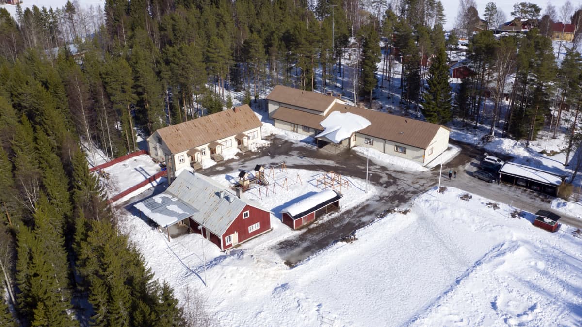 Petterinmäen koulu ilmasta