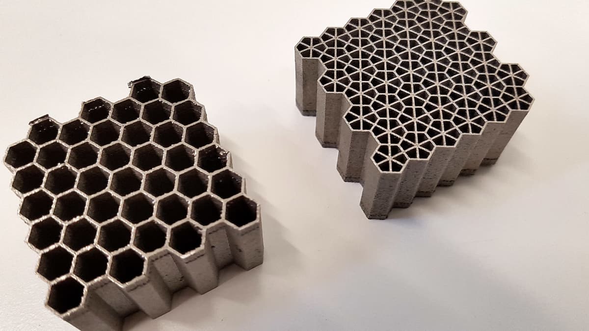 Metallisia 3D -tulosteita