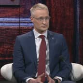 Kyberturvallisuuden työelämäprofessori Jarno Limnell A-studiossa.