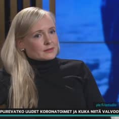 Sisäministeri Maria Ohisalo arvioi A-Talkissa liikkumisrajoitusten aikataulua.