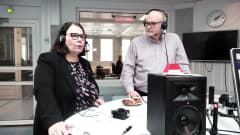 Ylen toimitusjohtaja Merja Ylä-Anttila ja uutispäätoimittaja Jouko Jokinen Yle Pohjanmaan studiossa Seinäjoella.