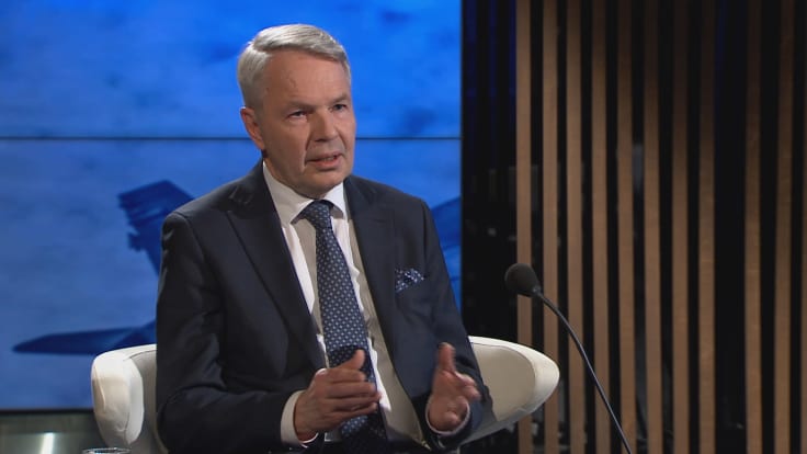 Ulkoministeri Pekka Haavisto A-studiossa.