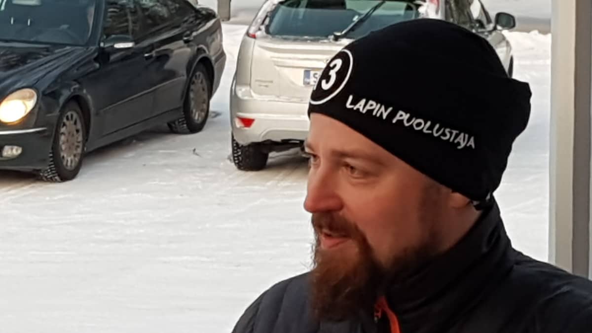 kansanedustaja Mikko Kärnä (kesk.)