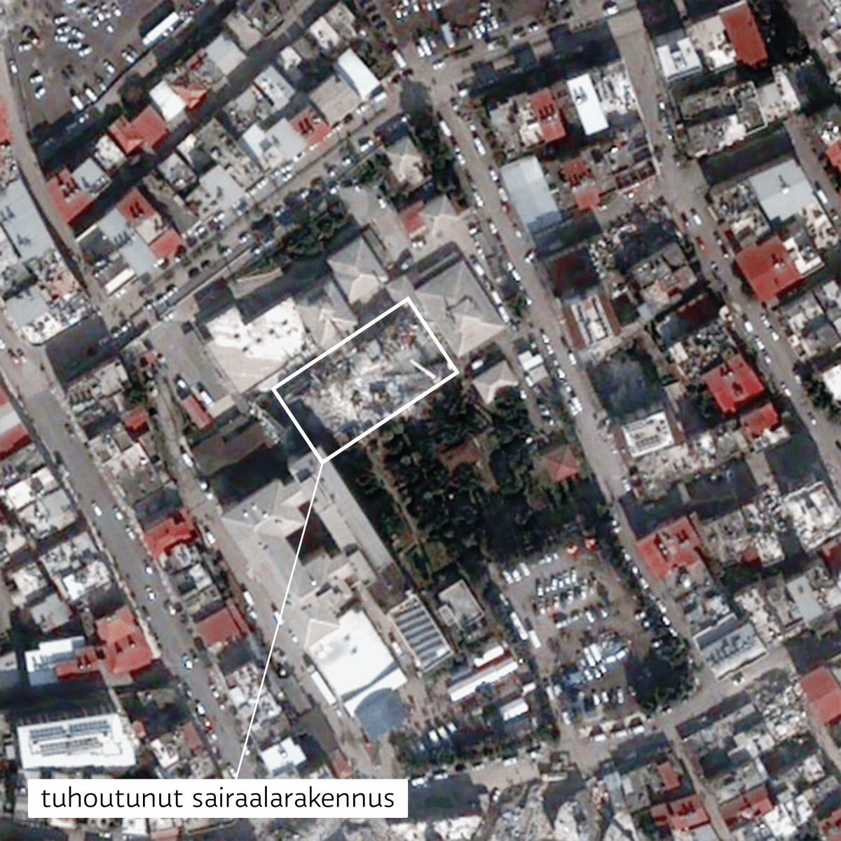 Satelliittikuva  İskenderunin kaupungista Turkista maanjäristyksen jälkeen. Kokonainen kaupunginosa on tuhoutunut.