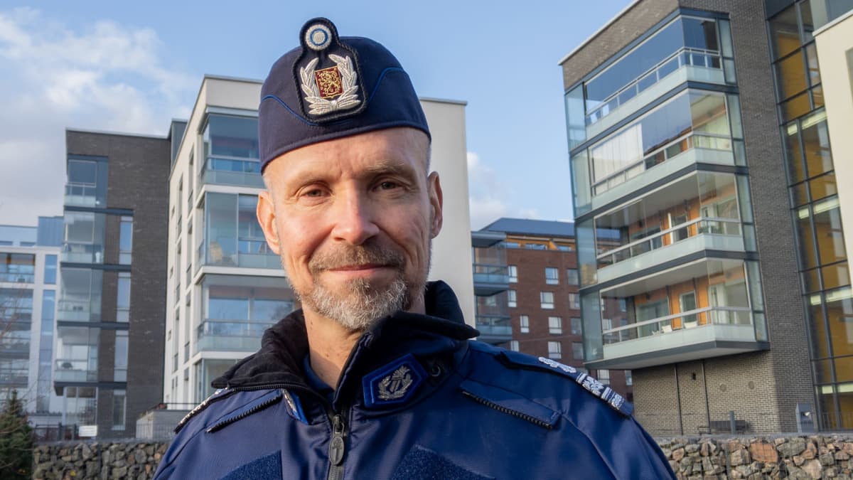 Jari Taponen, Helsingin poliisilaitos
