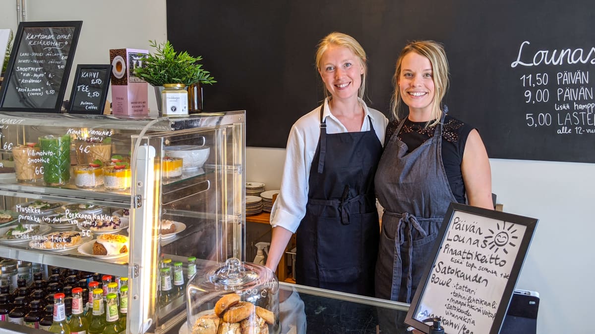 Humblebee-kahvilan perustajat Sofia Saarikko ja Laura Liefveld.