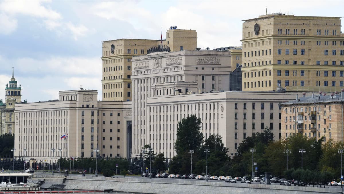 Venäjän puolustusministeriön rakennus Moskovassa.