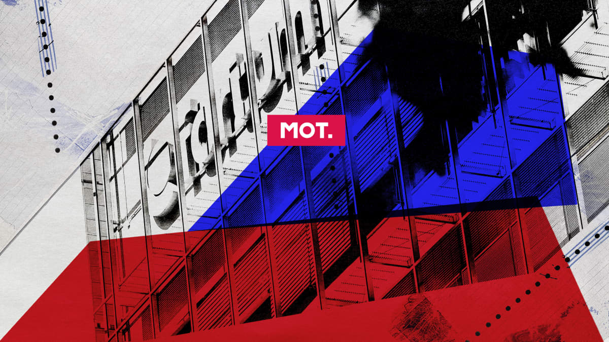 Kollaasikuva, jossa taustalla mustavalkokuva Fortumin konttorin seinästä, päällä Venäjän lipun värit. Kuvan päällä MOT-logo.