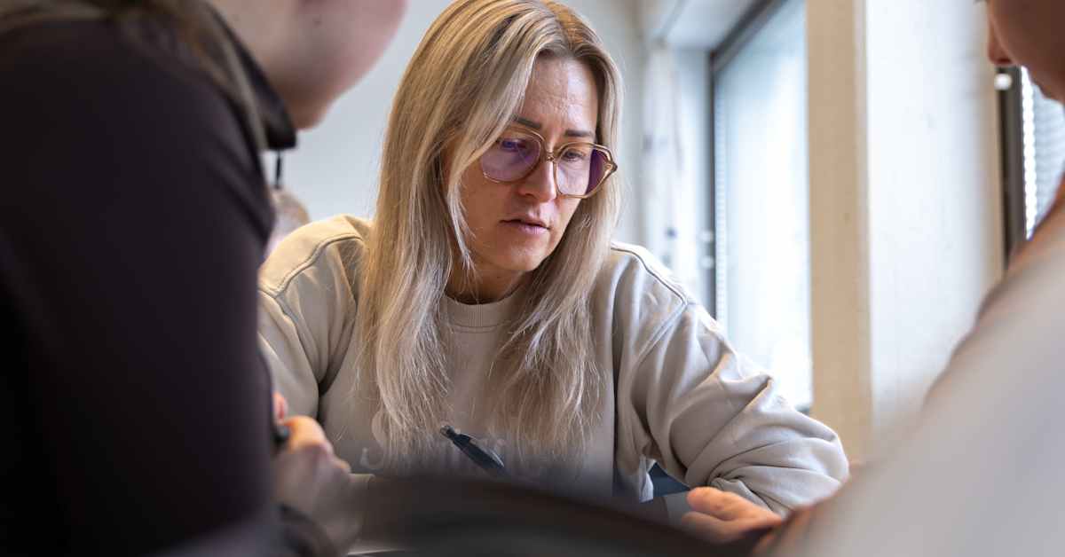 Länsirajalla hoitajat opiskelevat ruotsia – Taija Ikäläinen: ”Jos se tuleva työpaikka olisikin Ruotsin puolella”