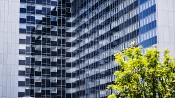 Kuvassa on Meilahden tornisairaala heinäkuussa 2020.