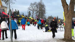 Laskettelijoita Messilässä