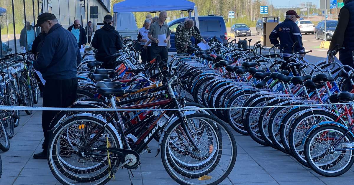 First batch of abandoned asylum seekers' bicycles sold - Vimarsana News