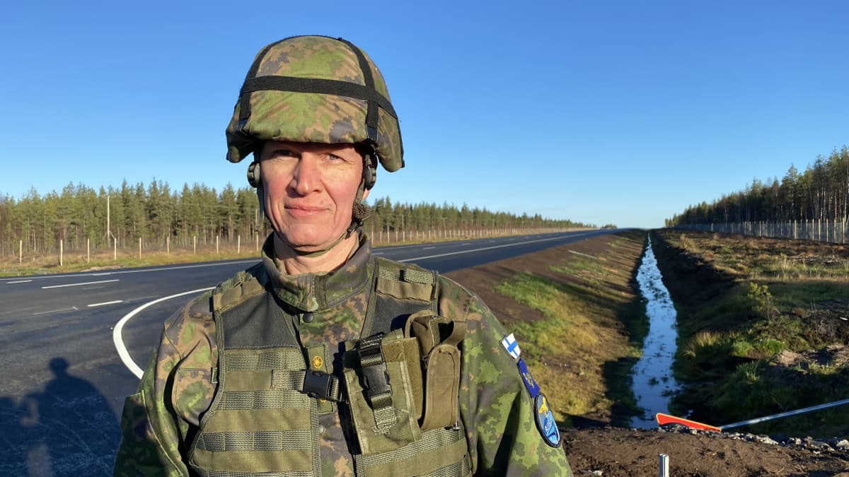 Lapin lennoston komentaja eversti Tuukka Karjalainen