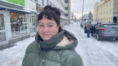 Koreografi Sari Palmgren talvisella Kajaanin Kauppakaudulla.