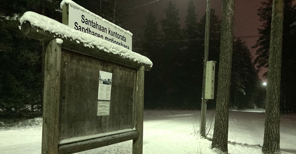 A peaceful snow trail in Kokkolan Santahaa