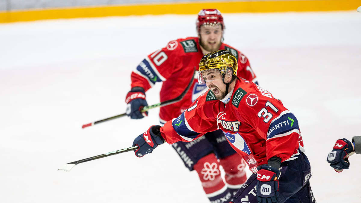 Eetu Koivistoinen nosti 2-2-maalillaan HIFK:n jatkoerään. 