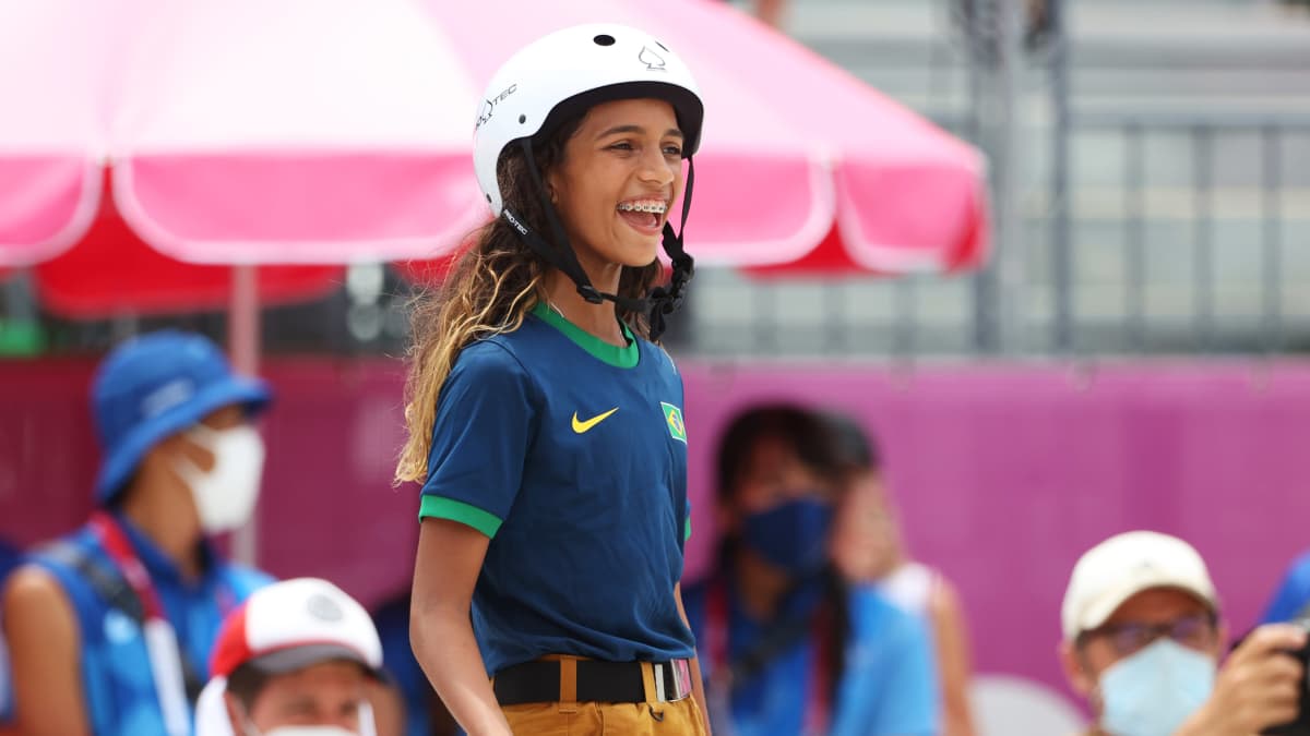 Olympiakultaa vain 13-vuotiaana! Nuoret skeittarit hurmasivat Tokion  historiallisessa kisassa – 
