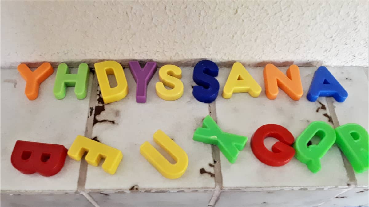 Sana yhdyssana kirjoitettuna