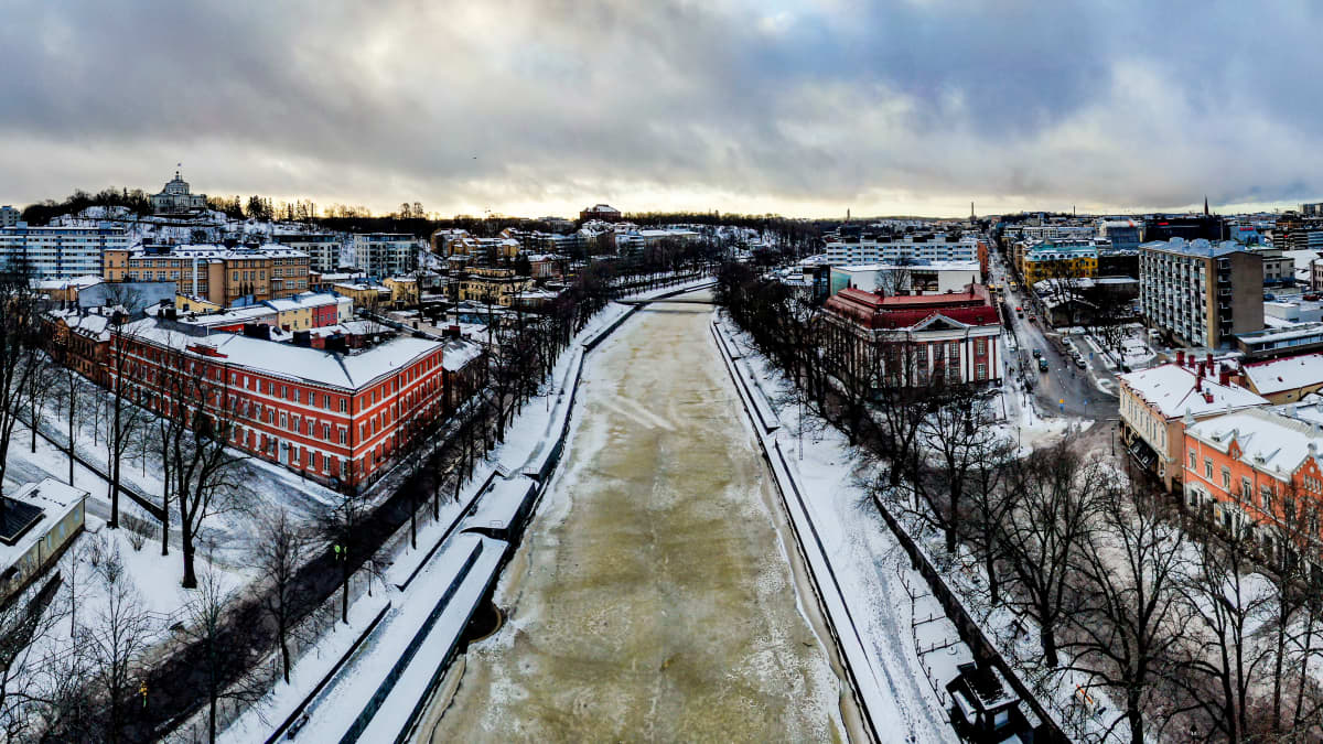 Aura å