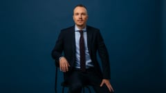 Olli Seuri juontaa torstaisin A-Talkia.