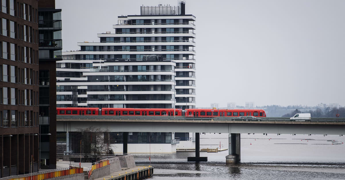 Kalasataman metroasema kiinni 11 kuukautta valtuutetut ehdottivat ratkaisuksi sähköpyöriä ja lauttoja