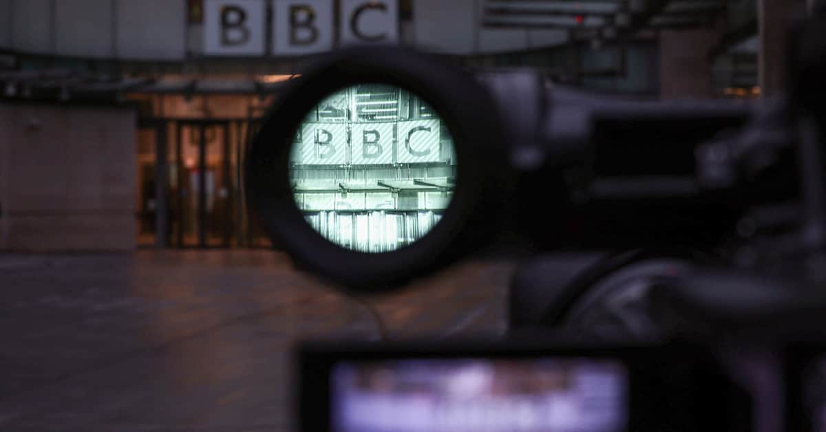 BBC:n johto erosi skandaalin johdosta – näistä asioista BBC:n entinen neuvonantaja yhtiötä syyttää