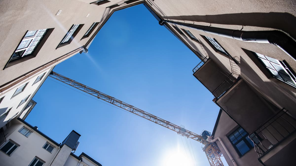 Kerrostalo Kruununhaassa Helsingissä.