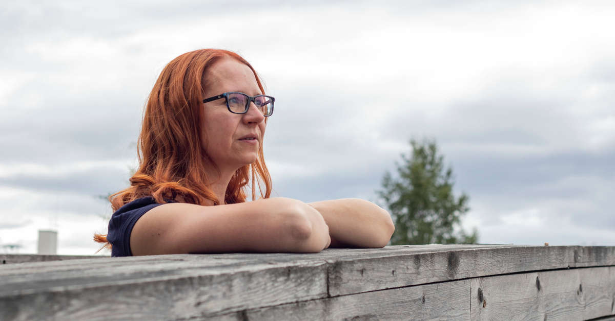 ensihoitaja-kielt-ytyi-kolmannesta-koronarokotteesta-ja-j-i-pois-t-ist