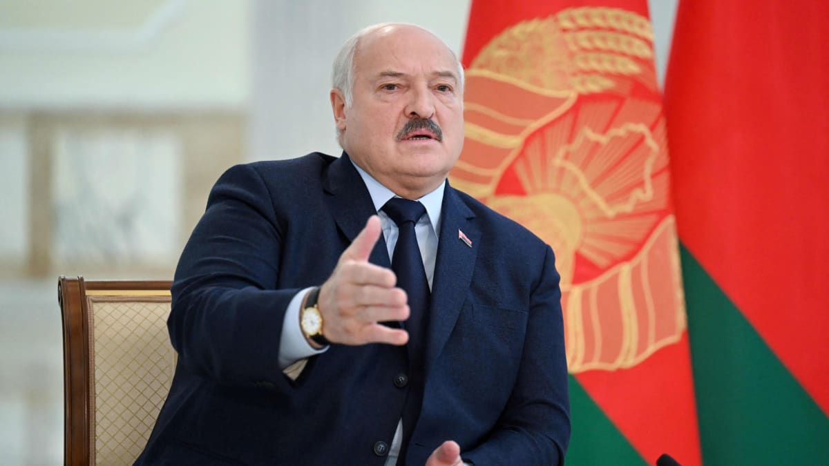 Belarus president Aleksandr Lukasjenko under en presskonferens i Minsk den 16 februari. 