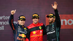 Sergio Perez, Carlos Sainz ja Lewis Hamilton. 