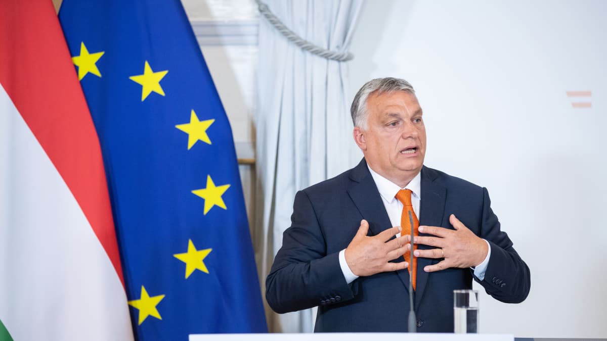 Unkarin presidentti Viktor Orbán vierailulla Itävallassa 28.7.2022.