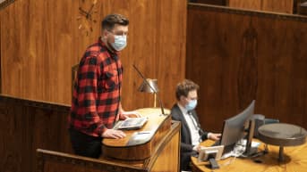 Eduskunnan tukipaketti työskentely