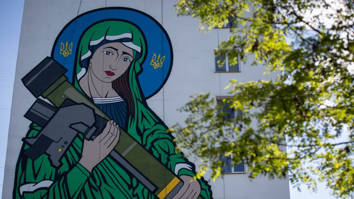 Sain Javel -meemi esitettynä talon seinässä jättikokoisena muraalina.