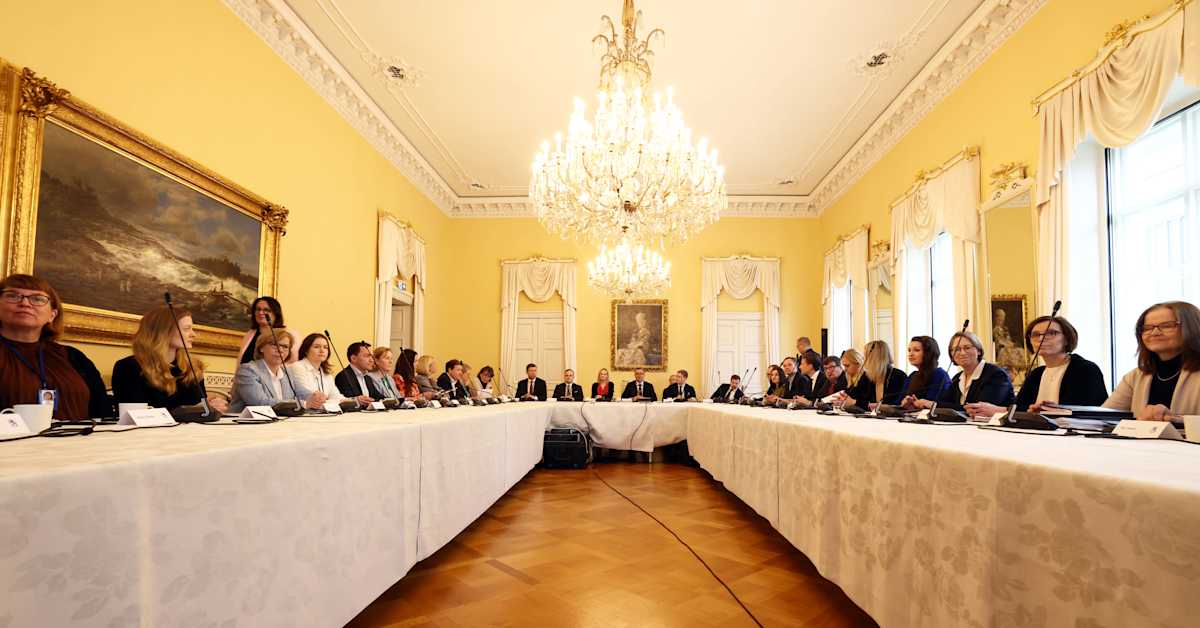 Miten leikkaukset ja veromuutokset ovat osuneet erilaisiin suomalaisiin? Koostimme tiedot