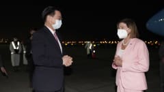 Nancy Pelosia kuljettanut kone laskeutui Taiwaniin