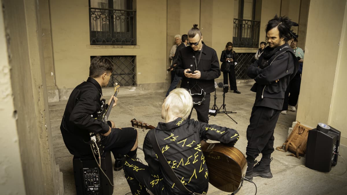 The Rasmus-yhtye valmistautuu yhteisesitykseen Ukrainan euroviisuedustajan Kalush Orchestran kanssa