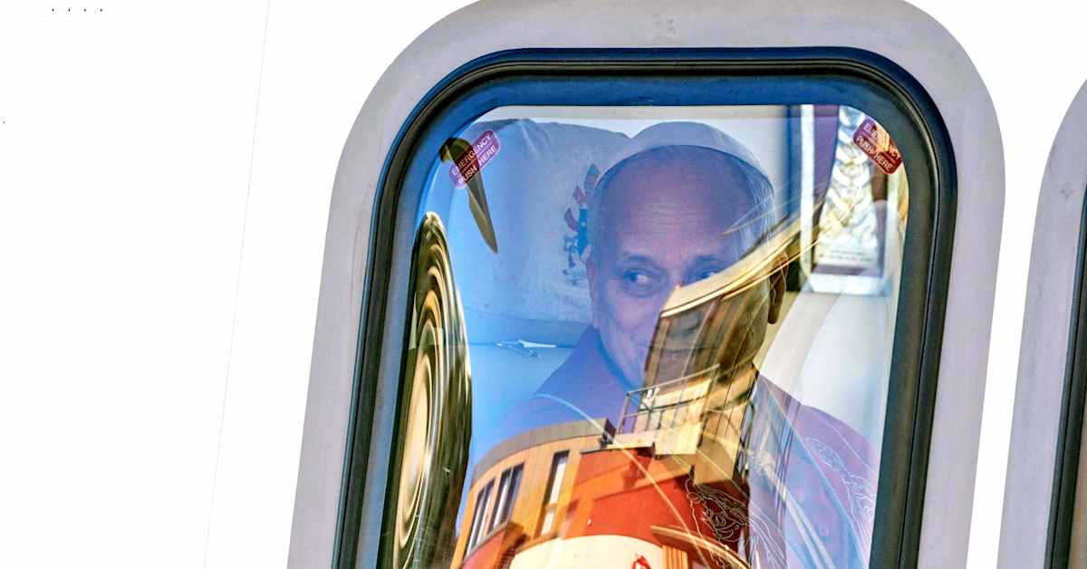 Paavi Leo johtaa pääsiäisyön messua – katso suorana klo 22 alkaen