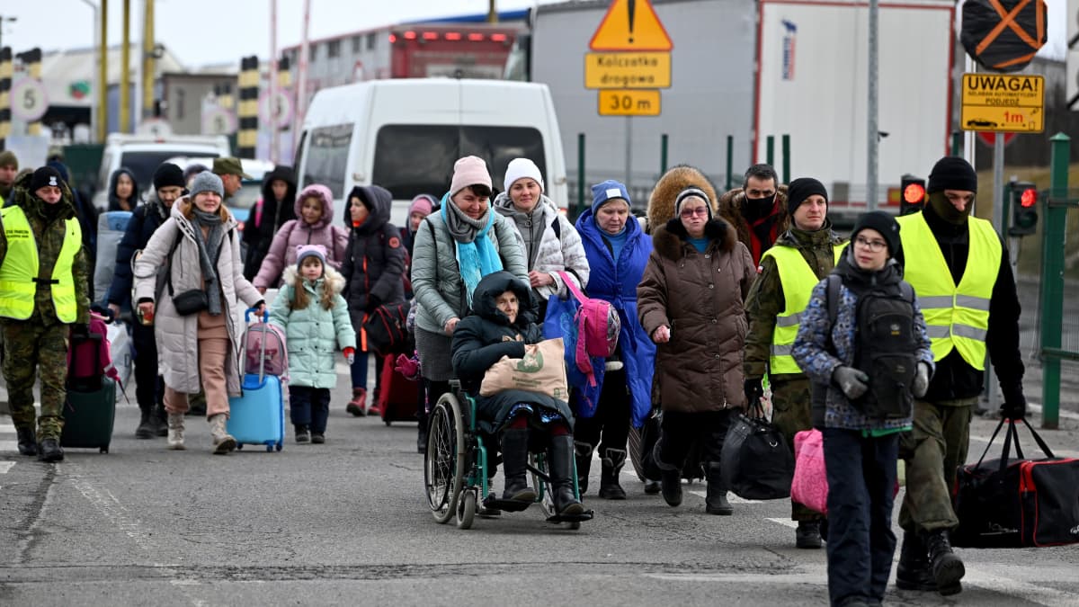 Yli 3 300 Ukrainan sodan pakolaista hakenut suojelua Suomesta – todelliset  pakolaismäärät voivat olla vielä suuremmat