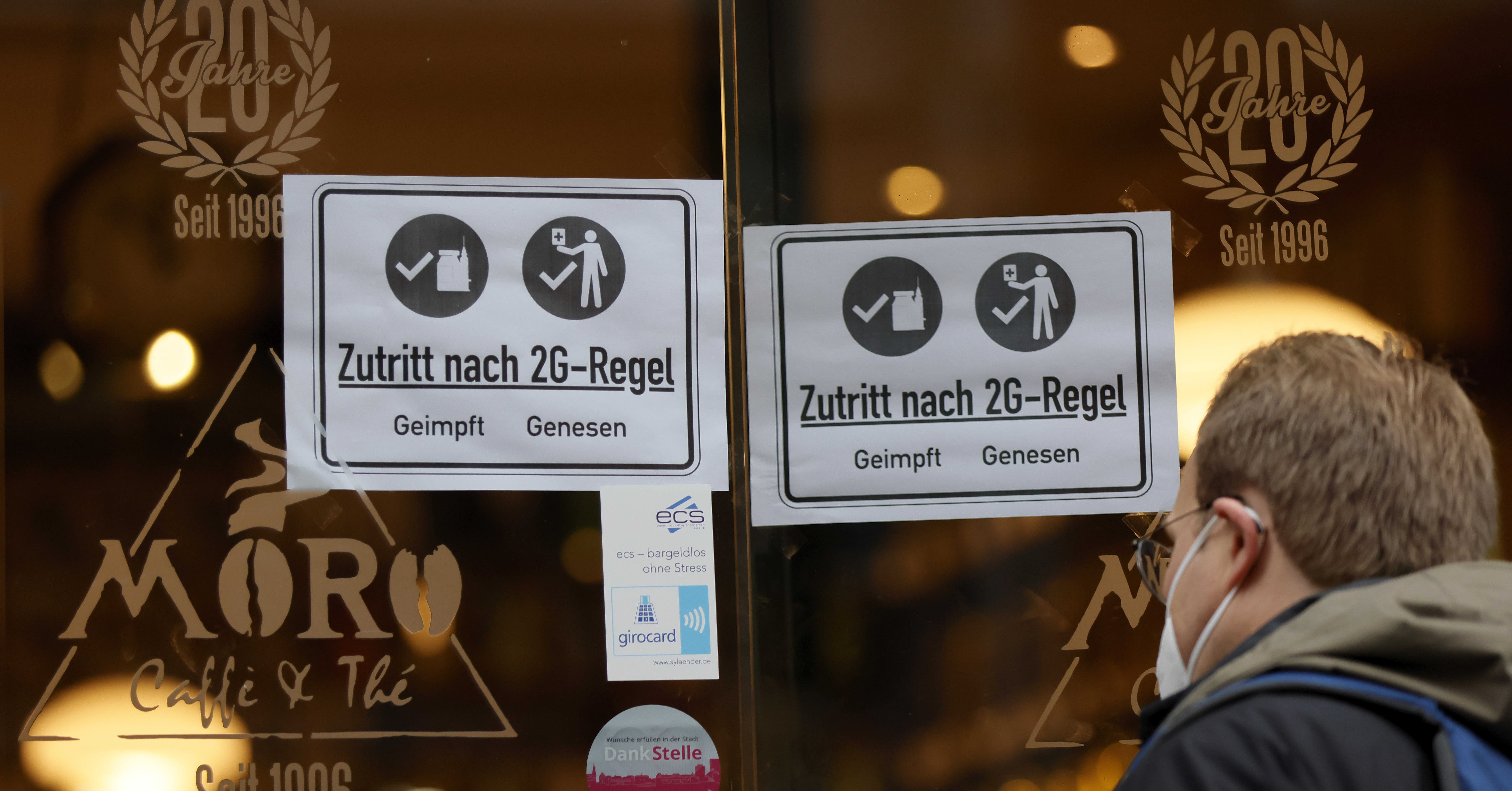 Saksassa koronatartuntojen määrä kasvaa  – Merkeliltä viesti rokottamattomille: ”Edessä on vaikeita viikkoja”