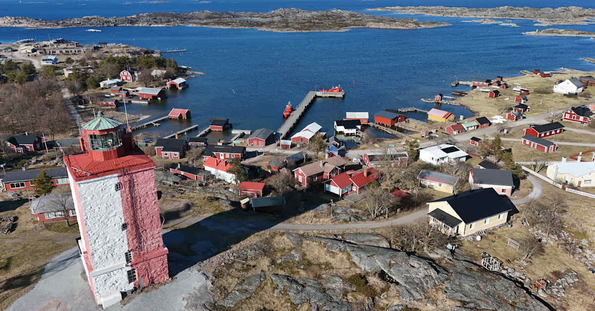 Utön vesihuolto on kriisissä: vesi maksaa tuhansia euroja ja viemärivesi valui vuoden ajan puhdistamattomana mereen