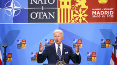 Biden: Putin halusi Naton suomettumista, mutta sai Suomen natoutumisen