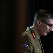 Australian puolustusvoimien päällikkö, kenraali Angus Campbell esitteli raporttia lehdistötilaisuudessa Canberrassa.