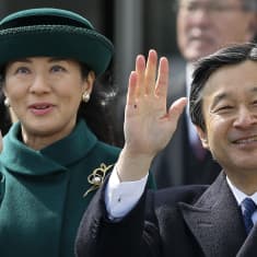 Japanin uuden keisari Naruhiton juhlapäivällinen