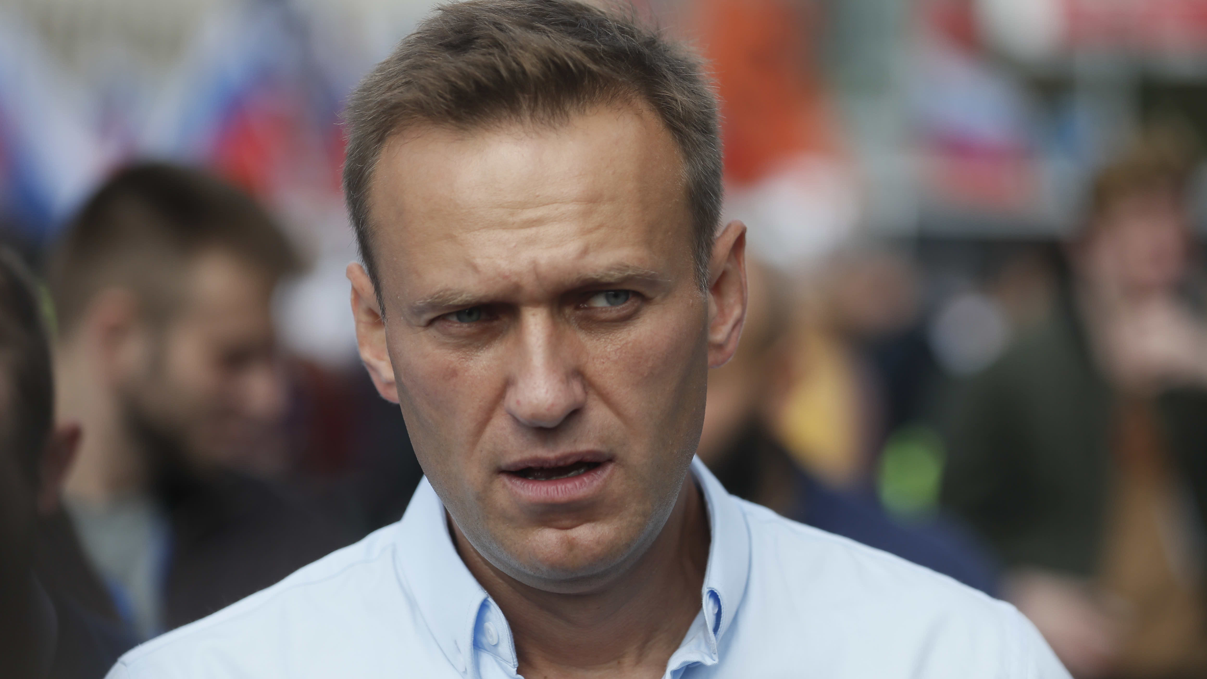 Aleksei Navalnyi viime vuoden heinäkuussa mielenosoituksessa Moskovassa.